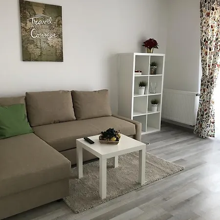 Апартаменти Ioana House *